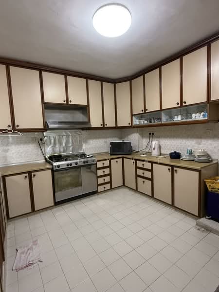 Rajah Towers, 32 Jalan Rajah, 3 Bedrooms, 2,088 sqft, Apartment For Sale, by Juddy Yap, 500154765 - Kitchen - PropertyGuru.com.sg