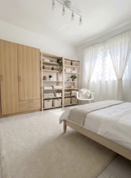 816 Yishun Street 81, 816 Yishun Street 81, 4 Bedrooms, 1,389 sqft, HDB Flat For Sale, by Doreen Own, 500154768 - Bedroom 1 - PropertyGuru.com.sg