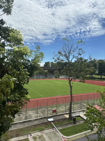 816 Yishun Street 81, 816 Yishun Street 81, 4 Bedrooms, 1,389 sqft, HDB Flat For Sale, by Doreen Own, 500154768 - Stadium view - PropertyGuru.com.sg