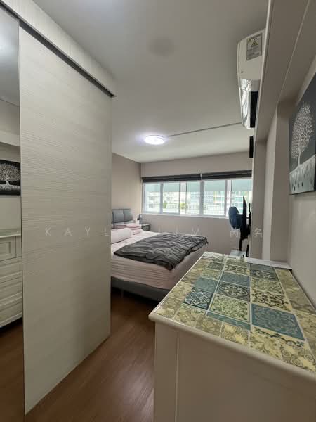 101 Ah Hood Road, 101 Ah Hood Road, 3 Bedrooms, 1,270 sqft, HDB Flat For Sale, by Kayla Lim 芮名, 500154769 - Bedroom-actual photo - PropertyGuru.com.sg