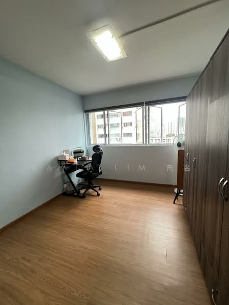 101 Ah Hood Road, 101 Ah Hood Road, 3 Bedrooms, 1,270 sqft, HDB Flat For Sale, by Kayla Lim 芮名, 500154769 - Study-actual photo - PropertyGuru.com.sg