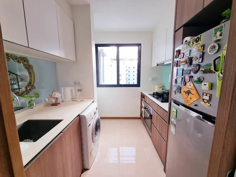 CheapCheapCheap Beautiful Loft Design With Perfect riverside View Penhouse, , 3 Bedrooms, 1,249 sqft, Condominium For Sale, by Elva Elva Ouyang, 500154770 - Kitchen - PropertyGuru.com.sg