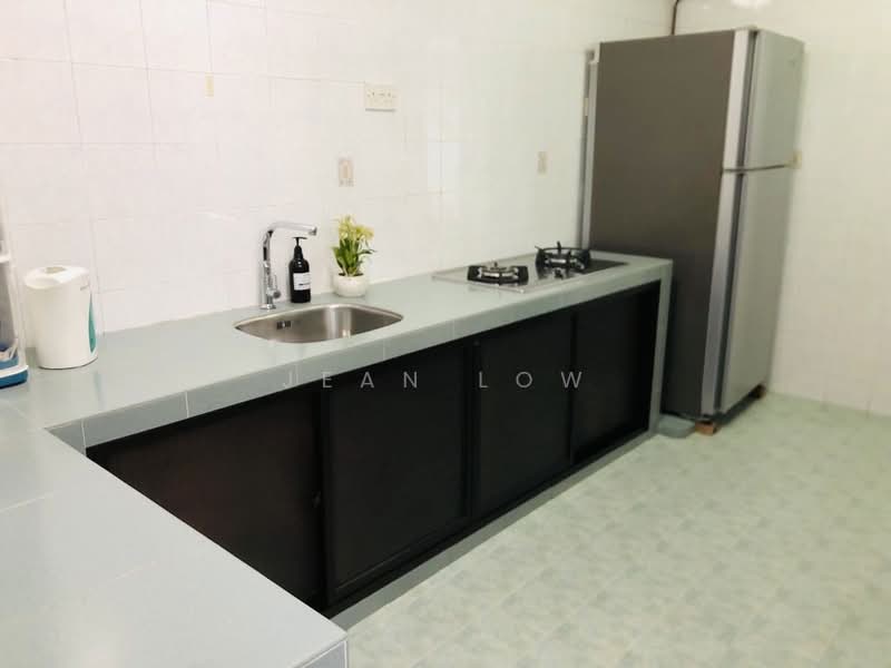 660B Jurong West Street 64, 660B Jurong West Street 64, 3 Bedrooms, 1,184 sqft, HDB Flat For Rent, by Jean Low, 500154786 - Kitchen - PropertyGuru.com.sg