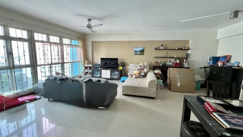 466A Spring Lodge, 466A Sembawang Drive, 3 Bedrooms, 1,184 sqft, HDB Flat For Sale, by Soo Chen Lai, 500154792 - Living Room - PropertyGuru.com.sg