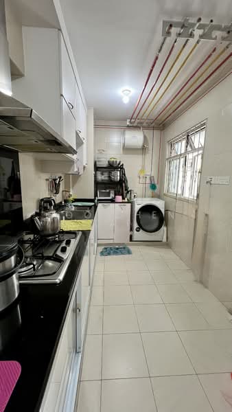 466A Spring Lodge, 466A Sembawang Drive, 3 Bedrooms, 1,184 sqft, HDB Flat For Sale, by Soo Chen Lai, 500154792 - Kitchen - PropertyGuru.com.sg