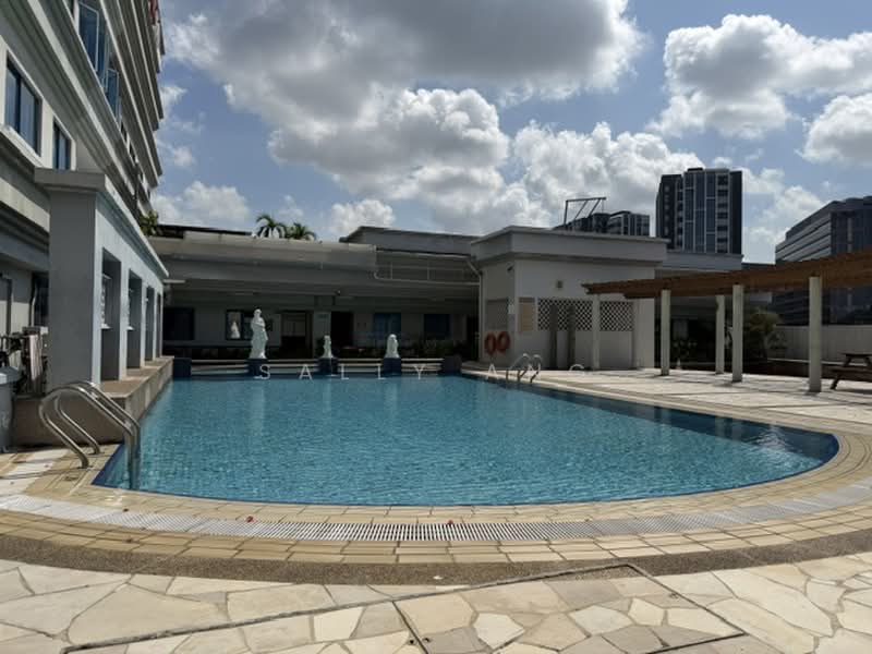 Grandlink Square, 511 Guillemard Road, 3 Bedrooms, 1,163 sqft, Apartment For Sale, by Sally Ang, 500154803 - Pool - PropertyGuru.com.sg