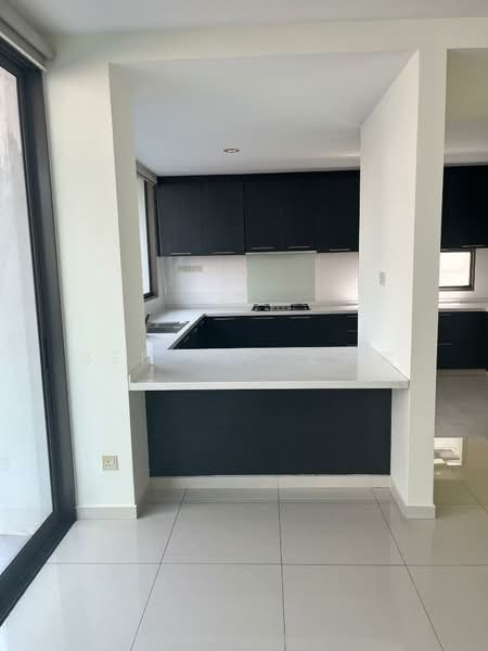 Jalan gendang, , 4 Bedrooms, 2,600 sqft, Semi-Detached House For Rent, by Ben XIA 夏天鹏, 500154808 - Kitchen - PropertyGuru.com.sg