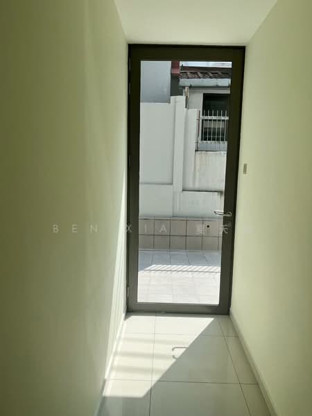 Jalan gendang, , 4 Bedrooms, 2,600 sqft, Semi-Detached House For Rent, by Ben XIA 夏天鹏, 500154808 - Entrance - PropertyGuru.com.sg