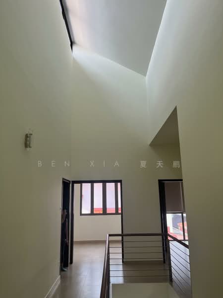 Jalan gendang, , 4 Bedrooms, 2,600 sqft, Semi-Detached House For Rent, by Ben XIA 夏天鹏, 500154808 - Corridor - PropertyGuru.com.sg