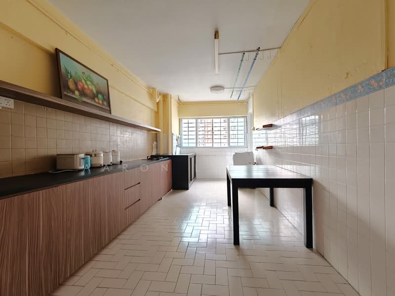 15 Joo Seng Road, 15 Joo Seng Road, 3 Bedrooms, 1,119 sqft, HDB Flat For Sale, by Aaron Lee李韋樘, 500154814 - Kitchen - PropertyGuru.com.sg