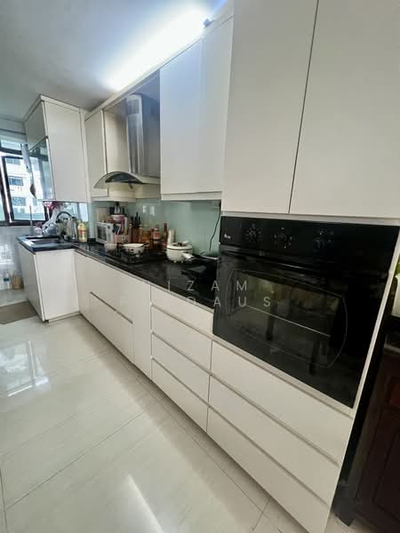 30 New Upper Changi Road, 30 New Upper Changi Road, 2 Bedrooms, 699 sqft, HDB Flat For Sale, by Nizam Firdaus, 500154816 - Kitchen - PropertyGuru.com.sg
