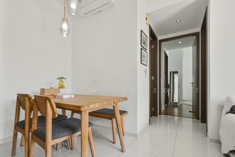 Hundred Trees, 85 West Coast Drive, 2 Bedrooms, 786 sqft, Condominium For Sale, by Faustine Benedict, 500154817 - Dining Room - PropertyGuru.com.sg