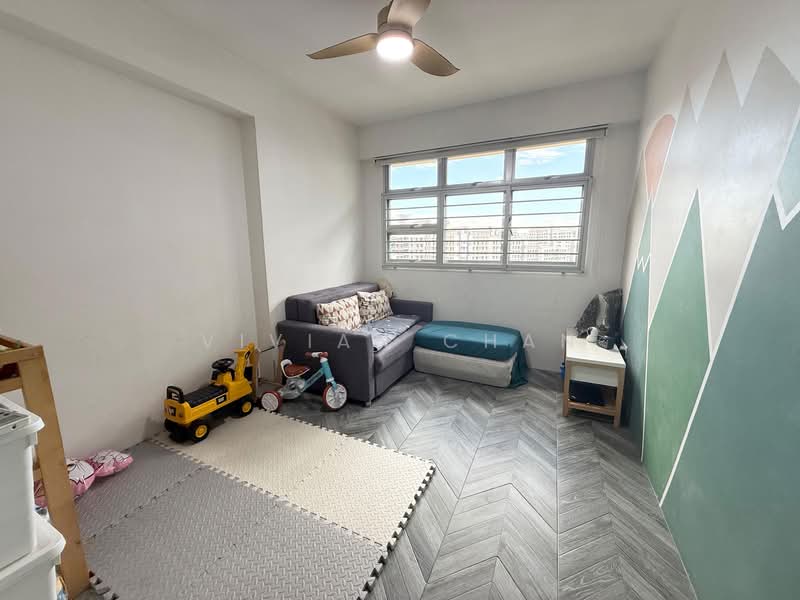 440D Bukit Batok West Avenue 8, 440D Bukit Batok West Avenue 8, 3 Bedrooms, 1,206 sqft, HDB Flat For Sale, by VIVIAN Chan, 500154828 - Living Room - PropertyGuru.com.sg