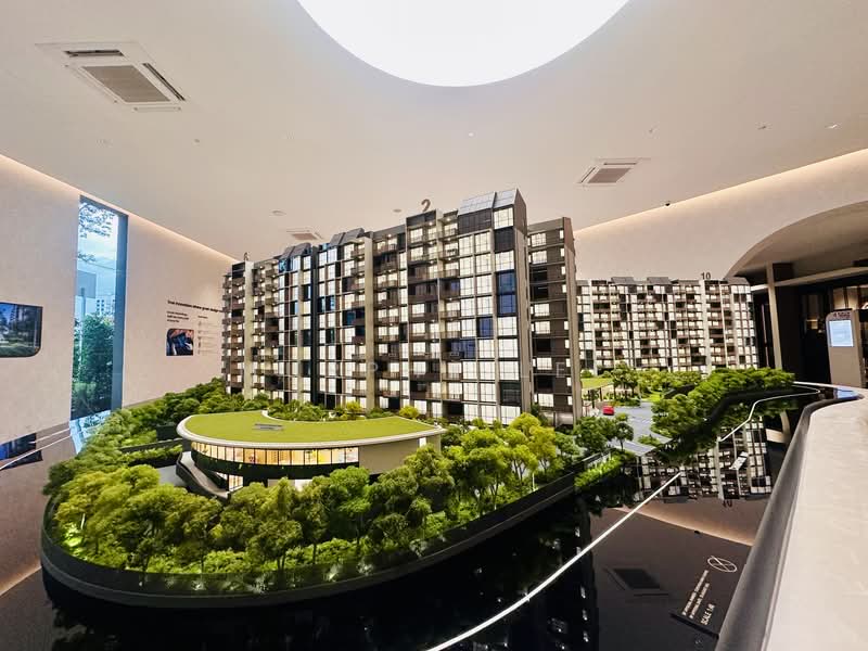 Norwood Grand, 8 Champions Way, 4 Bedrooms, 1,313 sqft, Condominium For Sale, by Murphy Lee, 500154831 - Exterior - PropertyGuru.com.sg