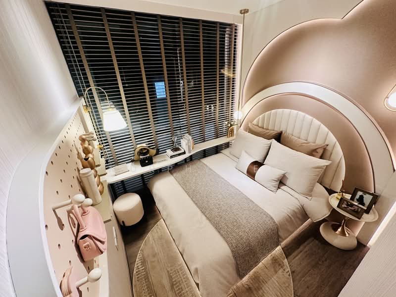 Norwood Grand, 8 Champions Way, 4 Bedrooms, 1,313 sqft, Condominium For Sale, by Murphy Lee, 500154831 - Bedroom - PropertyGuru.com.sg