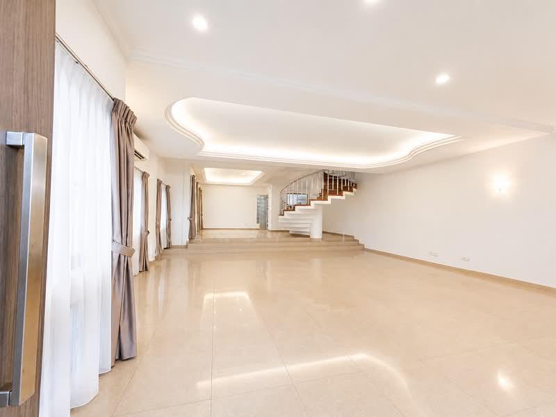 Siglap Bedok Walk Semi-Detached Near MRT, Bedok Walk, Lucky Heights, Jalan Limau Kasturi, 6 Bedrooms, 4,000 sqft, Semi-Detached House For Rent, by Mandy Lim, 500154849 - Living room - PropertyGuru.com.sg
