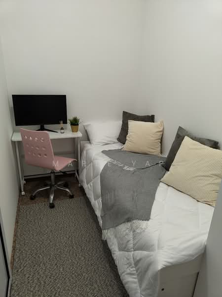 Dover Parkview, 32 Dover Rise, Room Rental, 120 sqft, Condominium For Rent, by Maple Yap, 500154867 - Premium 1 - PropertyGuru.com.sg