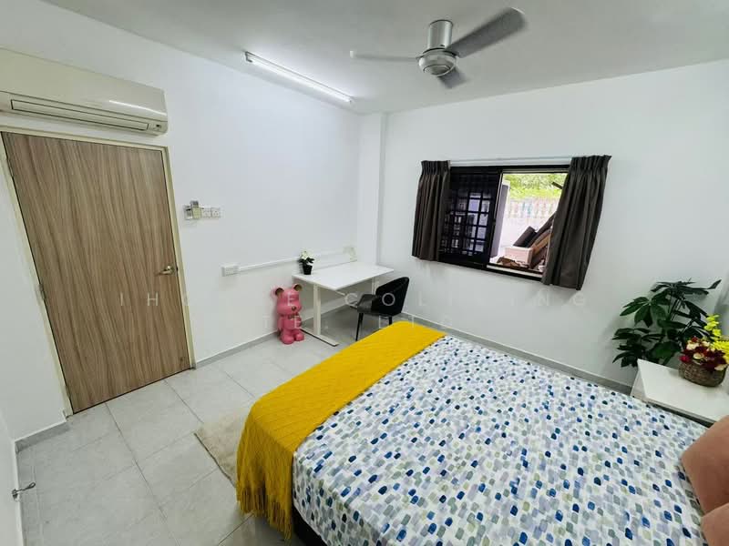 Jalan Asas,Fuyong Estate, 17 Jln Asas, Room Rental, 120 sqft, Bungalow House For Rent, by LEO, 500154888 - Bedroom - PropertyGuru.com.sg
