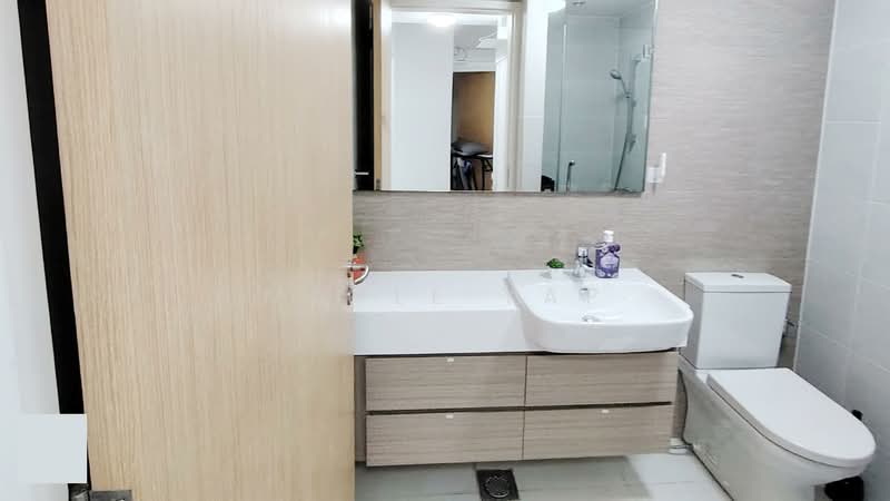 The Lakefront Residences, 48 Lakeside Drive, Room Rental, 120 sqft, Condominium For Rent, by Maple Yap, 500154889 - Common Bathroom - PropertyGuru.com.sg