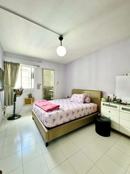 120 Pending Road, 120 Pending Road, 3 Bedrooms, 904 sqft, HDB Flat For Sale, by Michelle Yow, 500154913 - Bedroom - PropertyGuru.com.sg