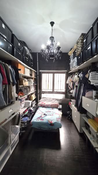 Seletaris, 507 Sembawang Road, 3 Bedrooms, 1,238 sqft, Condominium For Sale, by Bernard Lee, 500154917 - Bedroom - PropertyGuru.com.sg