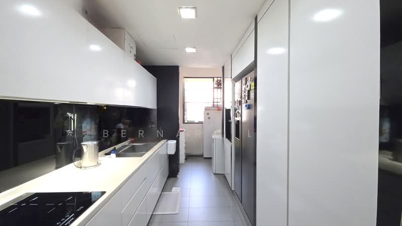 Seletaris, 507 Sembawang Road, 3 Bedrooms, 1,238 sqft, Condominium For Sale, by Bernard Lee, 500154917 - Kitchen - PropertyGuru.com.sg