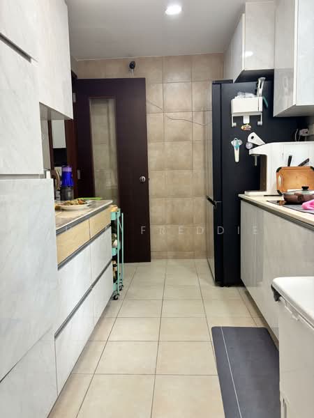 Rio Vista, 10 Upper Serangoon View, 3 Bedrooms, 1,605 sqft, Condominium For Rent, by Fuan Freddie, 500154918 - Kitchen - PropertyGuru.com.sg