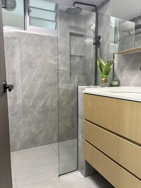 Rio Vista, 10 Upper Serangoon View, 3 Bedrooms, 1,605 sqft, Condominium For Rent, by Fuan Freddie, 500154918 - Nicely Renovated Bathroom - PropertyGuru.com.sg