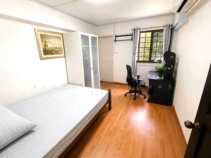 511 West Coast Drive, 511 West Coast Drive, 3 Bedrooms, 980 sqft, HDB Flat For Sale, by Aloysius Thomas Tan, 500154919 - Bedroom - PropertyGuru.com.sg