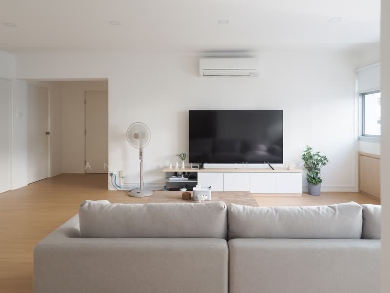 351 Tampines Street 33, 351 Tampines Street 33, 3 Bedrooms, 1,432 sqft, HDB Flat For Sale, by Andy Lim 林佳俊, 500154924 - Living Room - PropertyGuru.com.sg