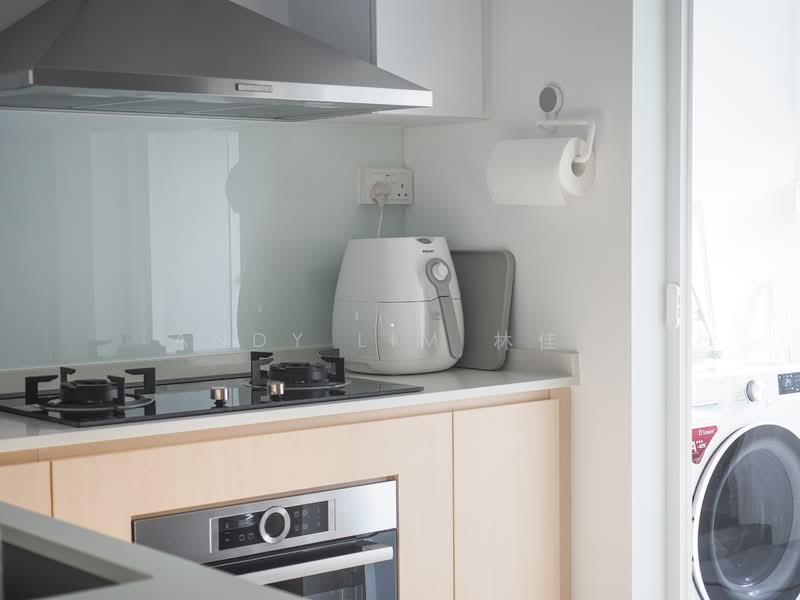 351 Tampines Street 33, 351 Tampines Street 33, 3 Bedrooms, 1,432 sqft, HDB Flat For Sale, by Andy Lim 林佳俊, 500154924 - Kitchen - PropertyGuru.com.sg