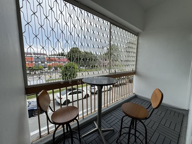 Jalan Pari Burong, Jalan Pari Burong, Room Rental, 254 sqft, Shophouse For Rent, by Ben Kwan, 500154925 - Balcony (Hornbill) - PropertyGuru.com.sg