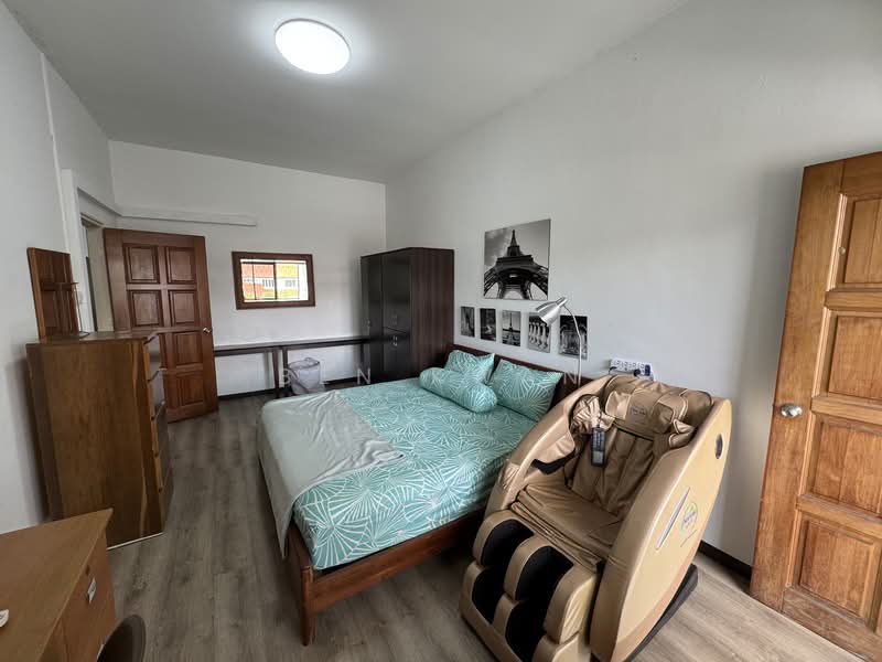 Jalan Pari Burong, Jalan Pari Burong, Room Rental, 254 sqft, Shophouse For Rent, by Ben Kwan, 500154925 - Hornbill - PropertyGuru.com.sg