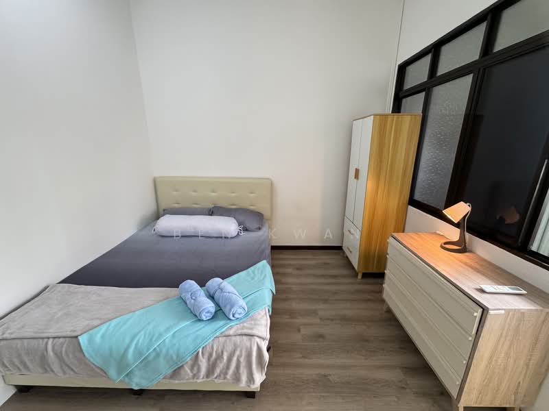 Jalan Pari Burong, Jalan Pari Burong, Room Rental, 254 sqft, Shophouse For Rent, by Ben Kwan, 500154925 - Kingfisher - PropertyGuru.com.sg