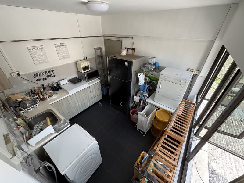 Jalan Pari Burong, Jalan Pari Burong, Room Rental, 254 sqft, Shophouse For Rent, by Ben Kwan, 500154925 - Kitchen - PropertyGuru.com.sg