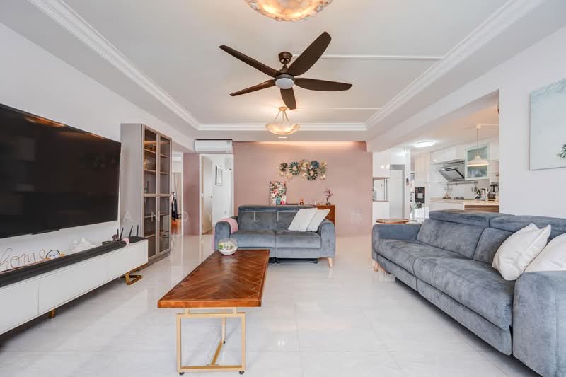 724 Pasir Ris Street 72, 724 Pasir Ris Street 72, 4 Bedrooms, 1,324 sqft, HDB Flat For Sale, by Andy Lim 林佳俊, 500154926 - Living Room - PropertyGuru.com.sg