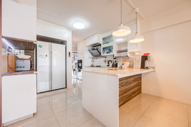 724 Pasir Ris Street 72, 724 Pasir Ris Street 72, 4 Bedrooms, 1,324 sqft, HDB Flat For Sale, by Andy Lim 林佳俊, 500154926 - Kitchen - PropertyGuru.com.sg