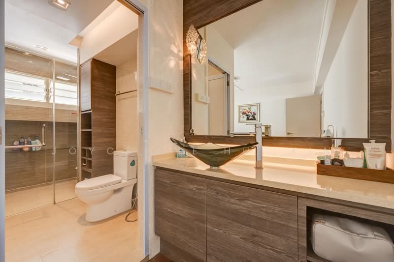 724 Pasir Ris Street 72, 724 Pasir Ris Street 72, 4 Bedrooms, 1,324 sqft, HDB Flat For Sale, by Joyce Lye Hui Xin, 500154927 - Bathroom - PropertyGuru.com.sg