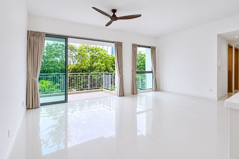 ⭐️ Nan Hua Primary Freehold 4 Bedder ⭐️, , 4 Bedrooms, 1,500 sqft, Condominium For Sale, by Keith Lim, 500154930 - Living Room - PropertyGuru.com.sg