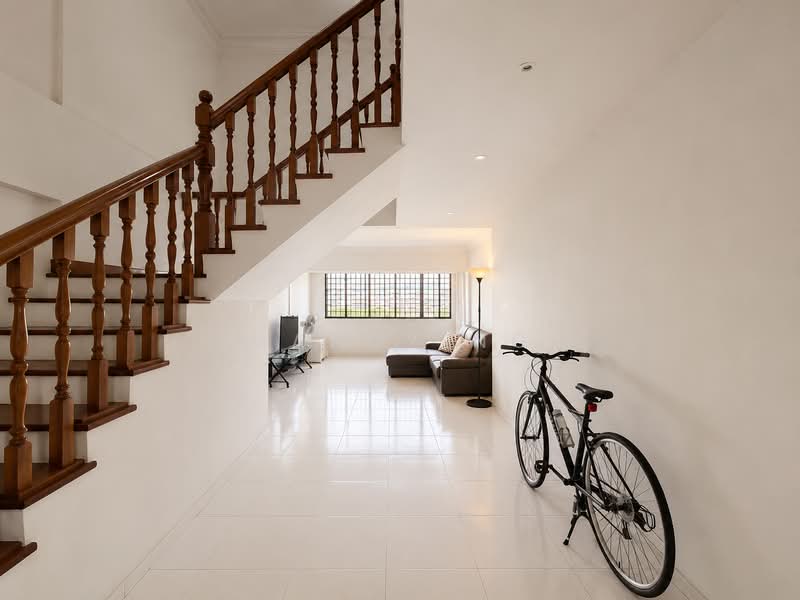 722 Bedok Reservoir Road, 722 Bedok Reservoir Road, 3 Bedrooms, 1,496 sqft, HDB Flat For Sale, by Mandy Ng, 500154938 - Living Room - PropertyGuru.com.sg