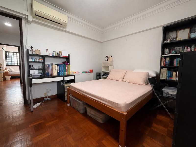 722 Bedok Reservoir Road, 722 Bedok Reservoir Road, 3 Bedrooms, 1,496 sqft, HDB Flat For Sale, by Mandy Ng, 500154938 - Bedroom - PropertyGuru.com.sg