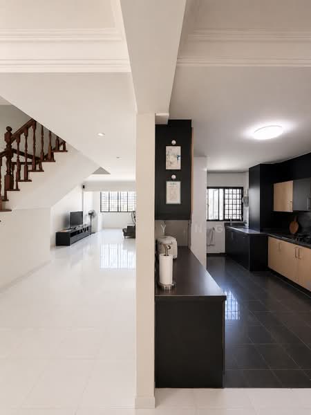 722 Bedok Reservoir Road, 722 Bedok Reservoir Road, 3 Bedrooms, 1,496 sqft, HDB Flat For Sale, by Mandy Ng, 500154938 - Living Room - PropertyGuru.com.sg