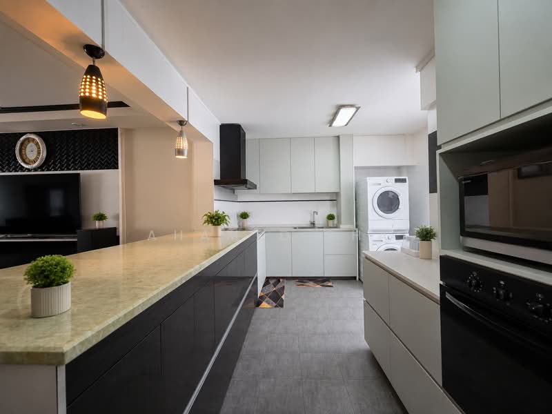 426 Jurong West Avenue 1, 426 Jurong West Avenue 1, 3 Bedrooms, 1,431 sqft, HDB Flat For Sale, by Ahamed Sha, 500154947 - Kitchen - PropertyGuru.com.sg