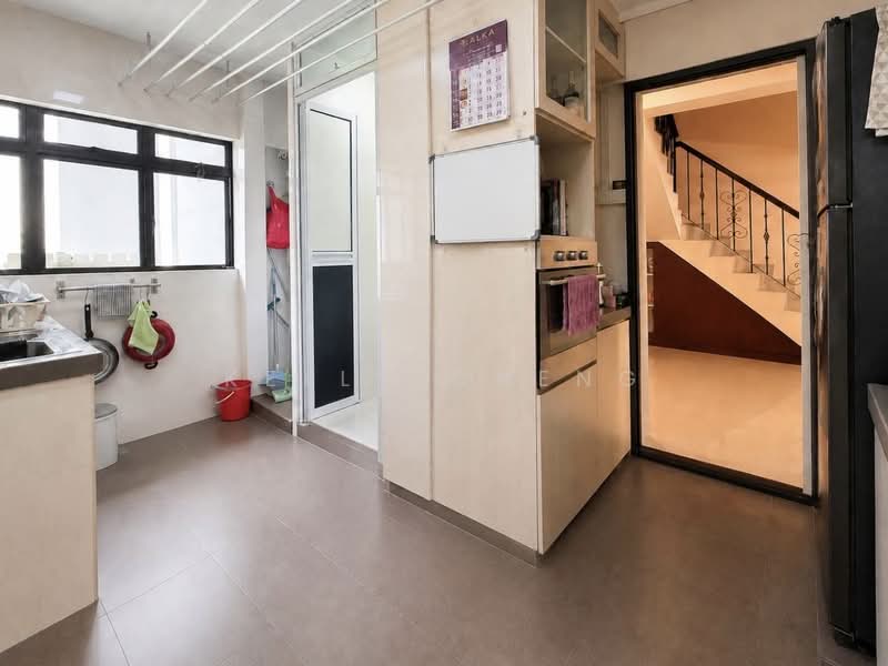 144 Lorong Ah Soo, 144 Lorong Ah Soo, 4 Bedrooms, 1,570 sqft, HDB Flat For Sale, by Kelly Cheng, 500154953 - Kitchen - PropertyGuru.com.sg