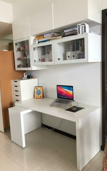 Sims Urban Oasis, 2 Sims Drive, 1 Bedroom, 441 sqft, Condominium For Rent, by Lawrence Chua, 500154972 - Study - PropertyGuru.com.sg