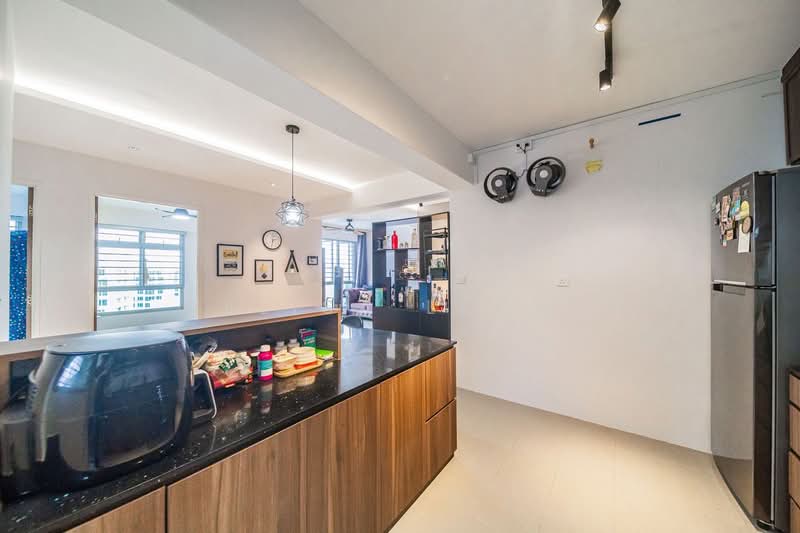 106A Bidadari Park Drive, 106A Bidadari Park Drive, 3 Bedrooms, 1,012 sqft, HDB Flat For Sale, by Velisa Leong, 500154989 - Kitchen - PropertyGuru.com.sg