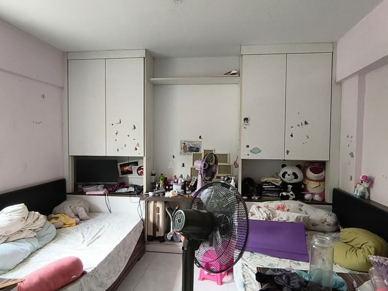 67 Bedok South Avenue 3, 67 Bedok South Avenue 3, 2 Bedrooms, 1,324 sqft, HDB Flat For Rent, by A O, 500154995 - Bedroom - PropertyGuru.com.sg