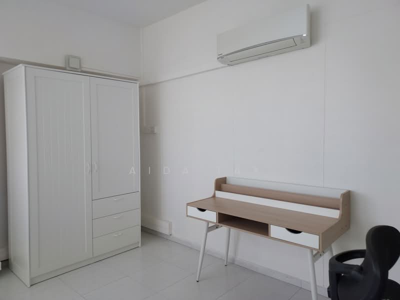 710 Jurong West Street 71, 710 Jurong West Street 71, Room Rental, 150 sqft, HDB Flat For Rent, by Aida Tay, 500155001 - Bedroom - PropertyGuru.com.sg