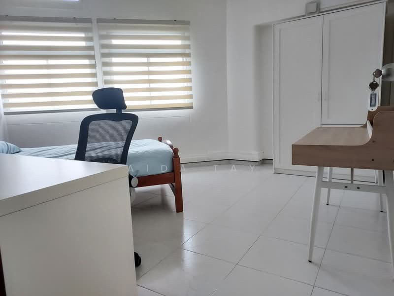 710 Jurong West Street 71, 710 Jurong West Street 71, Room Rental, 150 sqft, HDB Flat For Rent, by Aida Tay, 500155001 - Bedroom - PropertyGuru.com.sg