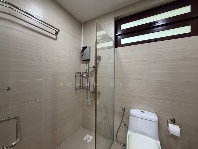 Corner Terrace! Cul de sac! Huge land!, Bunga Rampai, 9 Bedrooms, 5,800 sqft, Corner Terrace For Sale, by Irene See, 500155002 - Bathroom - PropertyGuru.com.sg